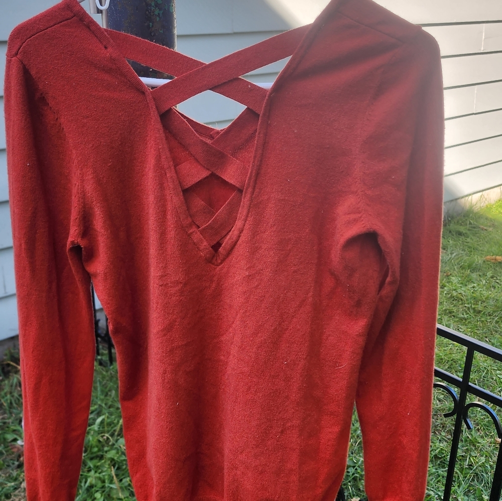 Love Ellie, pullover sweater, orange-red, size small